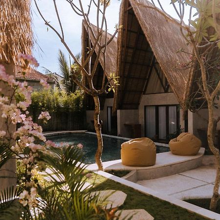 Desa Harmonis Bed and Breakfast Pecatu Εξωτερικό φωτογραφία
